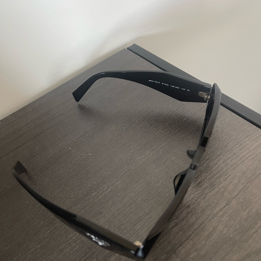 Stylish Prada Black Rectangular Sunglasses - image 3